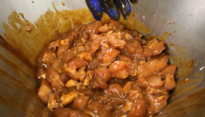 鶏肉タレ付き充填